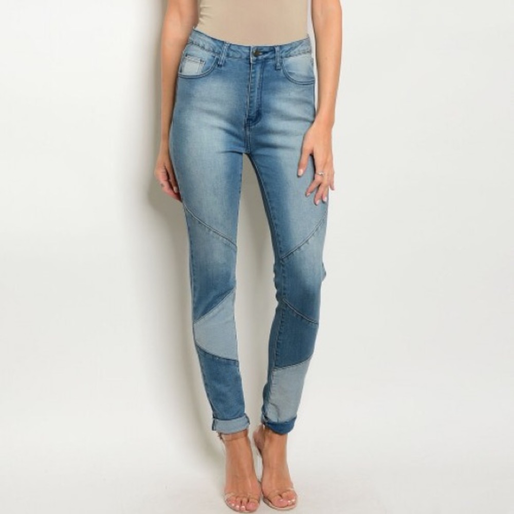 Light wash skinny 👖